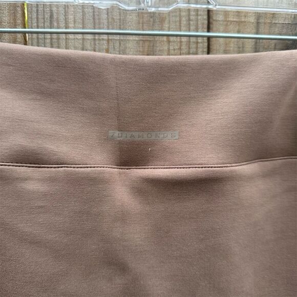 NWT 7 Diamonds Women's Skort Medium Taupe Brown Short Casual Solid - Picture 6 of 10